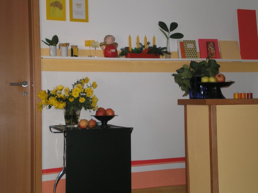 אוברוסל Ginkgo Hotel מראה חיצוני תמונה